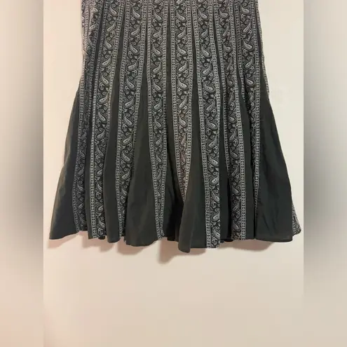 EUC Silkland Green and White Embroidered Paisley Lined Skirt size 12