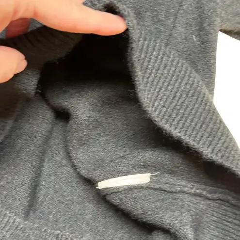 Femme Society Turtleneck Black Sweater Size Medium Minimalist Neutral Roll Neck