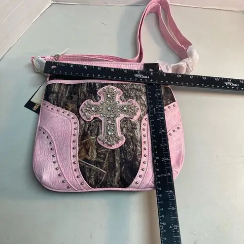 Mossy Oak Womens Crossbody Shoulder Bag Camo Pink & Brown Studded Cross NEW