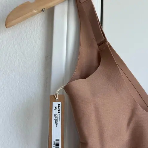 SKIMS Body Unlined Plunge Thong Bodysuit in Sienna, Size Small