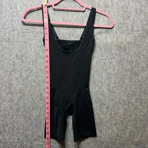 Assets by Spanx Shapewear Bodysuit Tummy Control Thigh Slimmer Straps M Black Size M