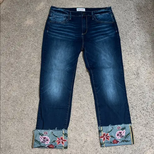Driftwood Colette Stretch Denim Embroidered Floral Cuffed Crop Straight Jeans 32
