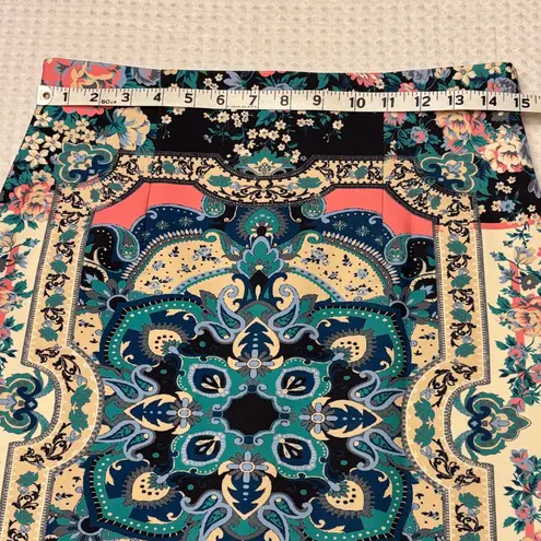 Champagne & Strawberry Floral Pencil Skirt Size Large Blue