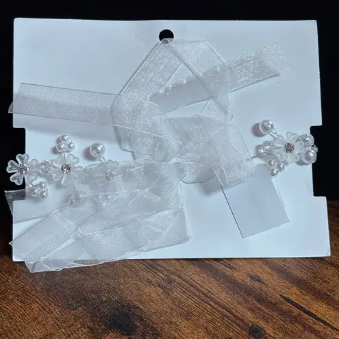 Galina Signature White Crystal, Pearl Necklace Floral Design