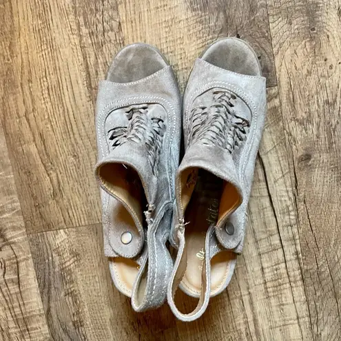 Altar'd State Altar’d State Tan Peep Toe Booties