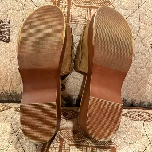 Cato C est 1946 Comfort Suede Look Fringe Wood 2 Inch Heel Slides 9M Brown Size 9