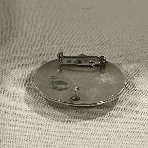 VTG Silver Tone Mother Of Pearl Brooch Pin With Hook Wedding Party Anniversary White