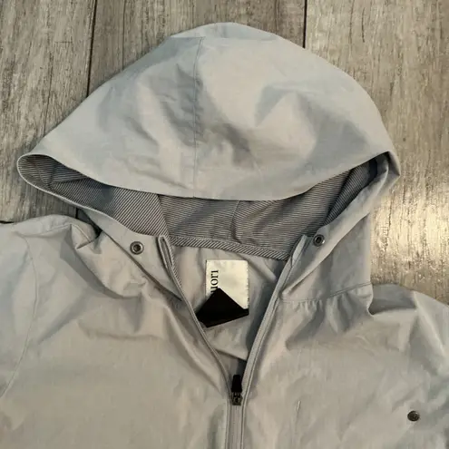 Vuori Light Gray Hooded Jacket Full Zip Lightweight Athletic Coat - S
