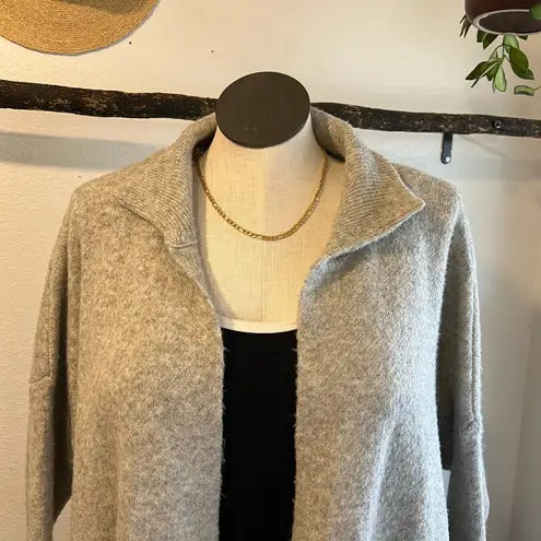 Look By M Gray Knit Soft Oversized Open Style Cardigan Sweater Pockets One Size White Size L