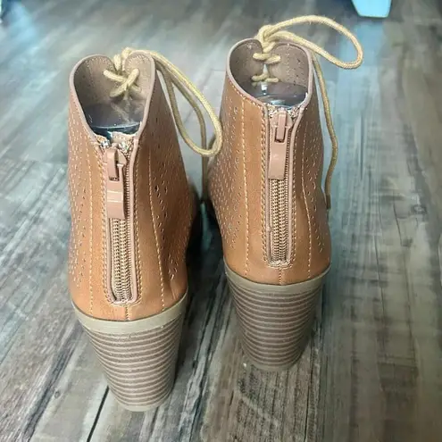 Dream Paris Dream Pairs Women’s Lace-Up Brown Woven Heeled Sandals - Brand New! Size 9.5