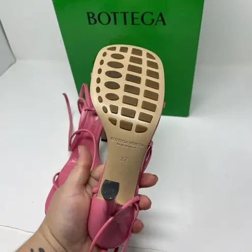 Bottega Veneta 930$ The Line Pink Milkshake Square Toe Heel Strap Sandal Leather