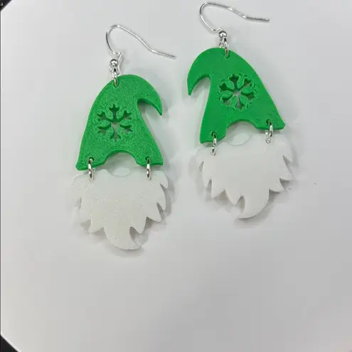 🎄 Green Hat Christmas Gnome Earrings 🎅✨