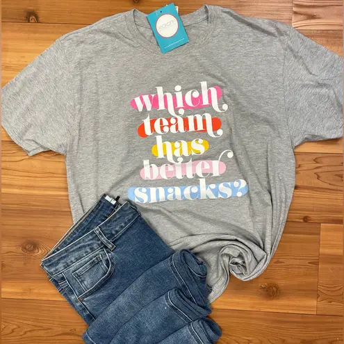 Which Team Has Better Snacks Graphic Tee Game Day Shirt Unisex Sports Fan XL New Gray