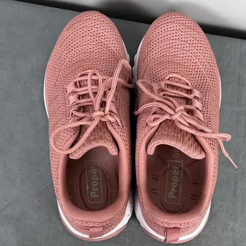 Propet Tour Knit Women's 8.5 M Sneaker Ortholite Dark Pink Shoes WAA112M