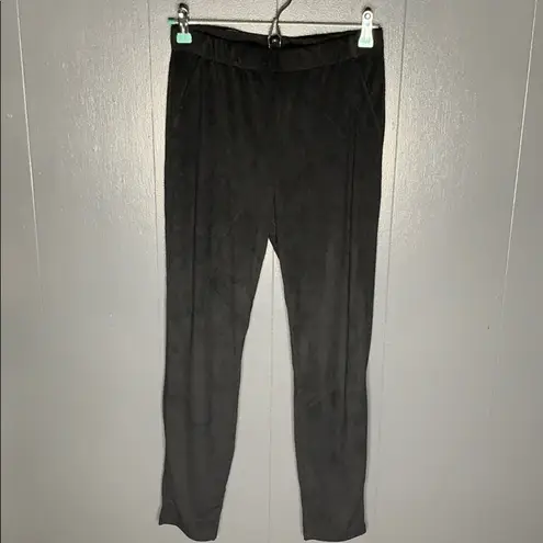 Hue Utopia by Suede Skimmer Leggings Size M