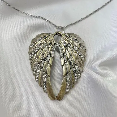 Early 2000's Chunky Witchy Whimsygoth Silver Rhinestone Goth Angel Wing Necklace