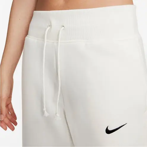 Nike  Fleece High Rise Cropped Sweatpants