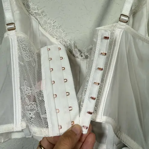 Victoria's Secret  Lace Up Corset Top Size Small