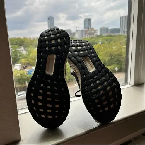 Adidas  ULTRABOOST Shoes