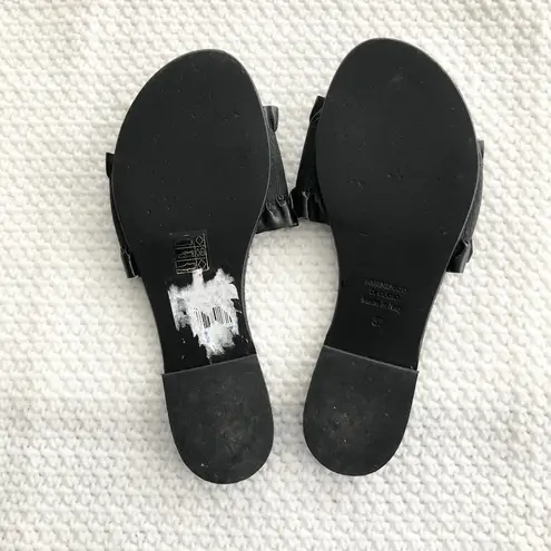 Rigenerato Victor Black Leather Ruffle Trim Simple Slide Slip On Sandals 37 Size 6