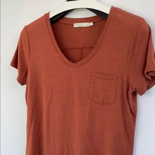 prAna Womens Foundation Short Sleeve V-Neck Terra Heather Burnt Orange Tee Small