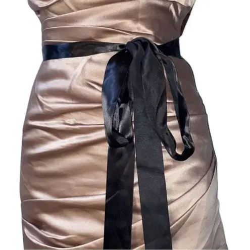 WTOO by Watters & Watters Strapless Champagne with Black Bow Maxi Gown size 2 Tan