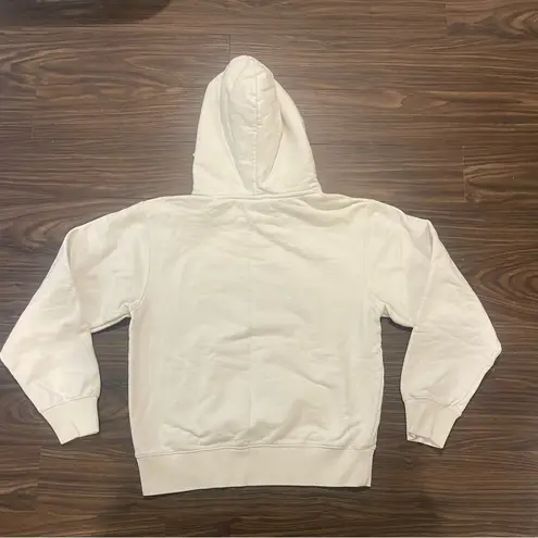 Kith  Ivory Hooded Sweatshirt Size Medium!! In great condition