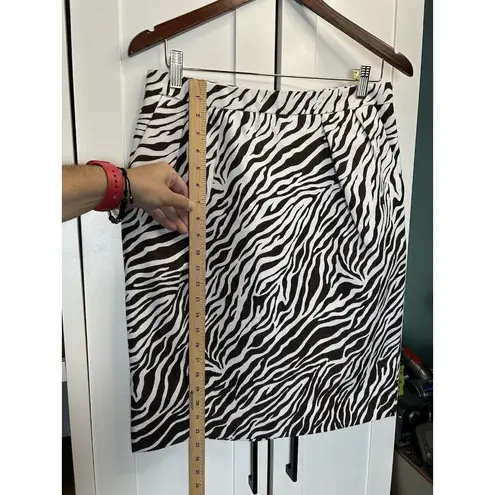 Attention  Women's Pencil Skirt Size 10‎ White Brown Zebra Animal Print