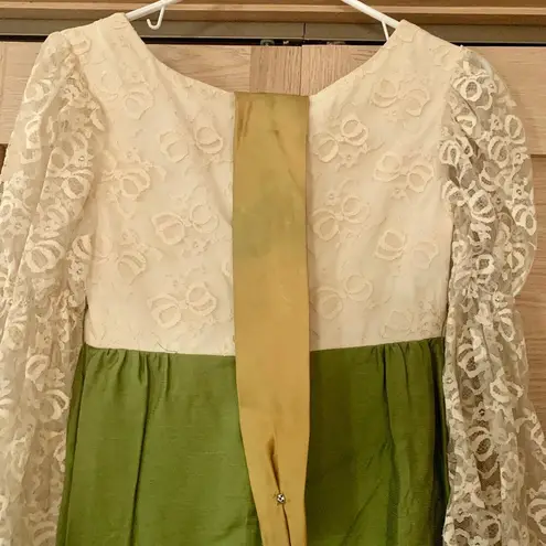 Vintage Green Maxi Dress with Satin Bow Belt 1970s Cream Lace Formal Dress