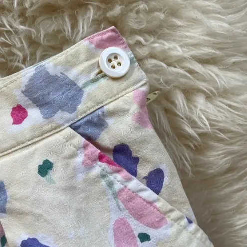 Laura Ashley 80s vintage floral pleated shorts high rise pastel 80s print