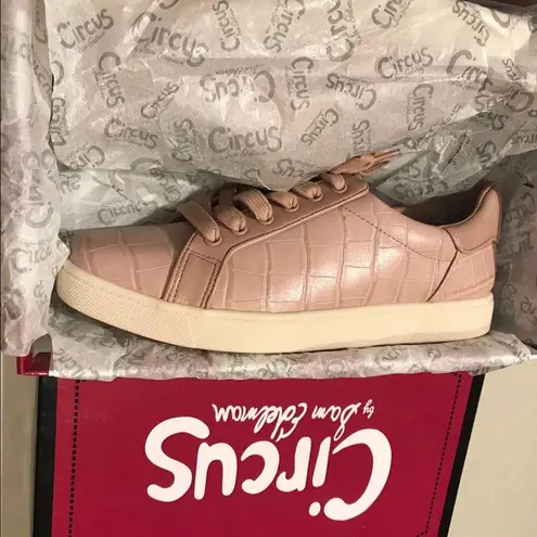 Circus by Sam Edelman Sam Edelman Circus Devin Cameo Pink Croc Sneakers