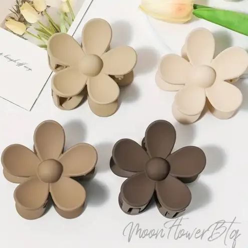 Chic Matte Flower Large Hair Claw Clip Set