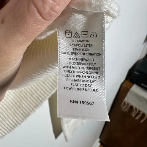 Willow & Wind Sweater Women L White Pink Bow Coquette Feminine Preppy Clean Girl Size L