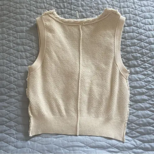 Free People  Denson Womens Cable Vest in Cream