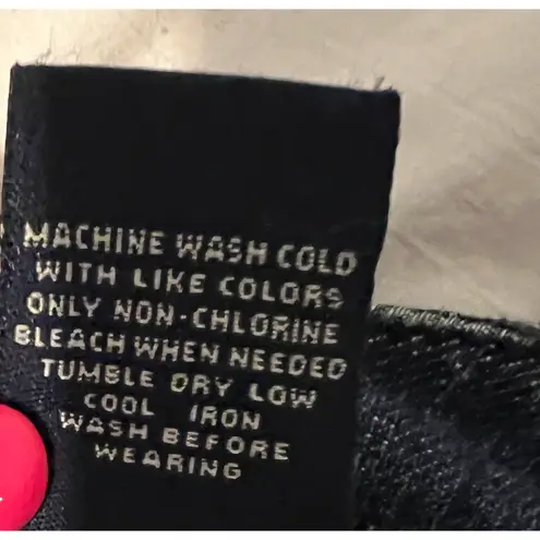 Earl Jean Women's Denim Shorts Size 6 Blue Denim Low Rise Cuff Pockets Stretch