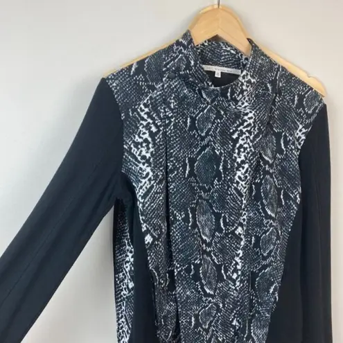 Rachel Rachel Roy Jacket M Black White Snake Print Soft Stretch Knit Womens Black Size M
