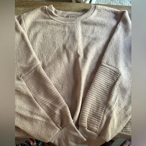 Tahari Sport Pink Top with Back Zipper and Thumbholes NWT MSRP $80