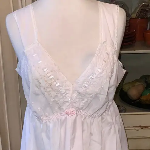 Vintage nursing Gown Size L