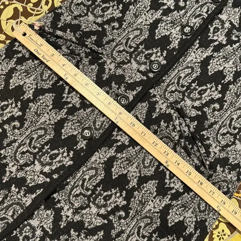 BLACK & GREY DAMASK PATTERN SWEATER JACKET SZ: M Size M