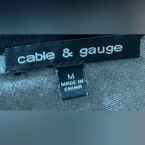 Cable & Gauge -Two-Tone Black and Gray Long Sleeve Top Size M