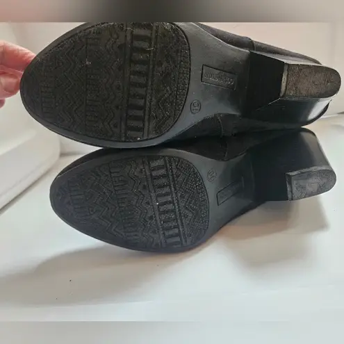 Covington Susan Black Bootie Silver Decals 2.5 Heel Womens Sz 10 *Missing Decal