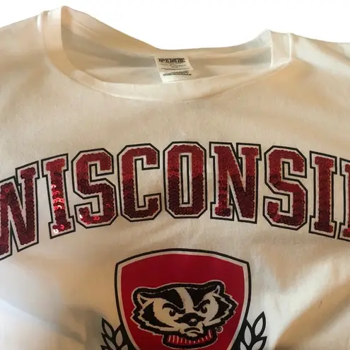 PINK - Victoria's Secret Pink VS Collegiate Collection WISCONSIN BADGERS White Crew Neck Tee Sz. M BLING