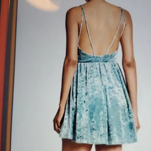 Romeo + Juliet Couture ROMEO & JULIET VELVET DRESS 👗