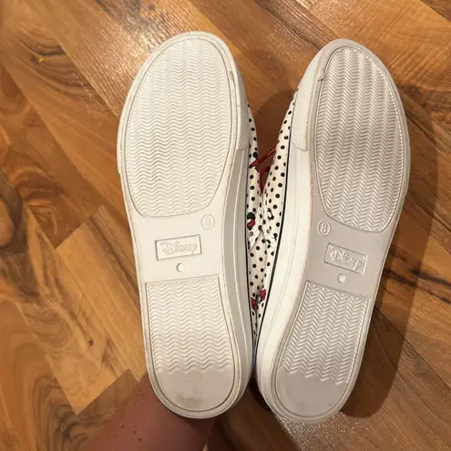 Minnie Mouse women’s lace up flat sneaker polka dot with Minnie size 8 Disney