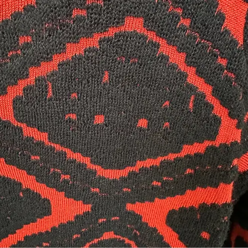 Taylor Fit and Flare Black and Red Geometric Long Sleeve Sweater Dress Size L Size L