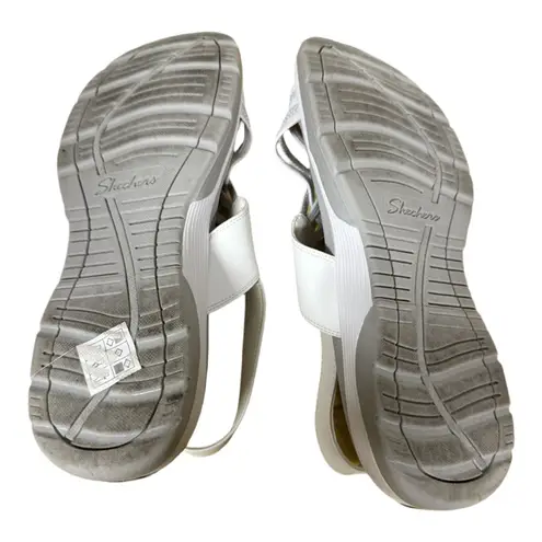 Skechers Sketchers Arch Fit Reggae Style White Sandals Womens Size 10 Arch Supoort