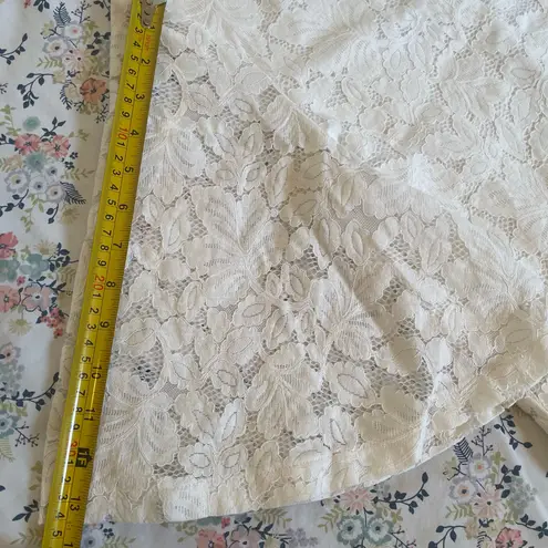 Banana Republic  White Lace Bell Sleeve Top size small