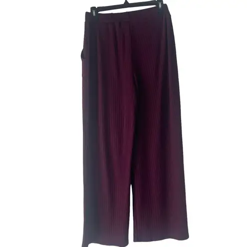 Retreat Women's Size Small Burgundy Purple Two Piece Pajama Set