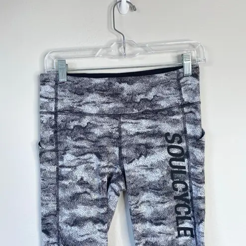 Lululemon  Pace Rival Crop Power Luxtreme Hazy Days Gray Camo Soulcycle Size 6