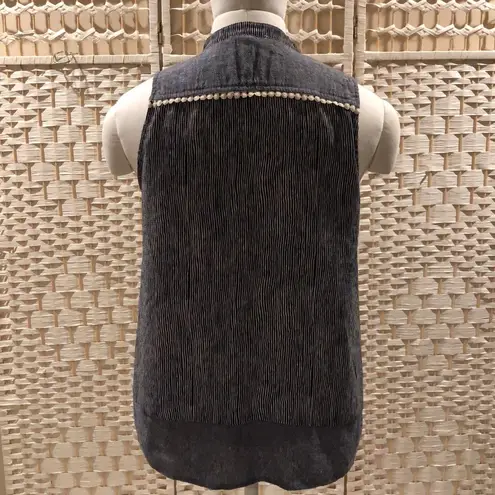 THML Sleeveless Embroidered Notch Neck Top Size XS Anthropologie